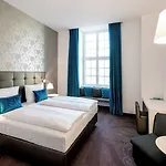 One 3* Magdebourg